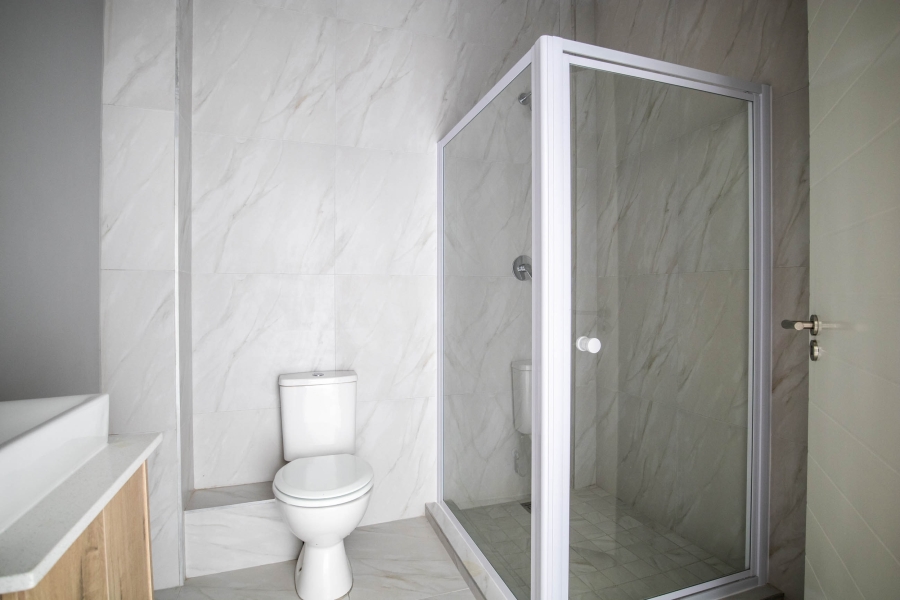 To Let 2 Bedroom Property for Rent in Athlone Western Cape